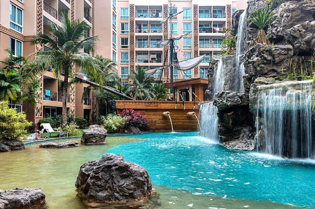 Apartament Atlantis Waterpark Jomtien Beach Zewnętrze zdjęcie